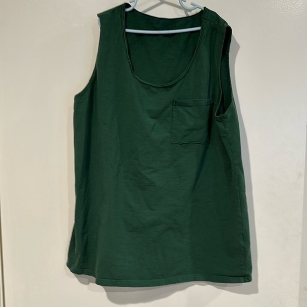Women’s large tank top